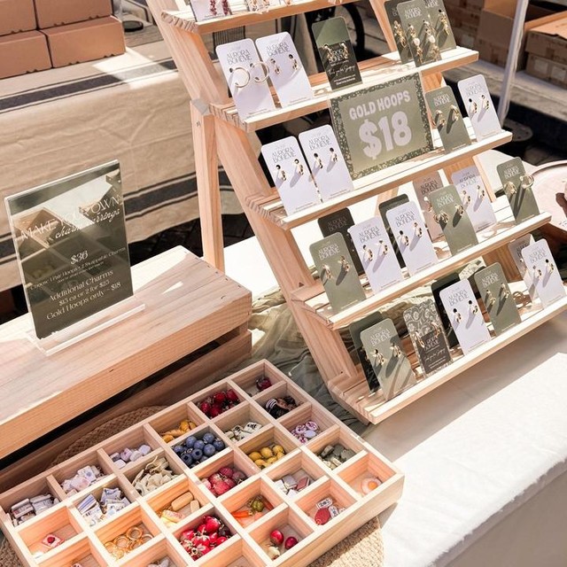 Acrylic Table Signs